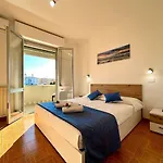 Relax And Comfort Con Balcone, Lavagna