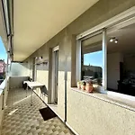 Relax And Comfort Con Balcone, *