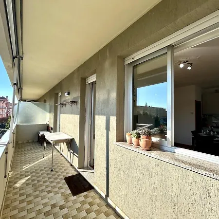 Relax And Comfort Con Balcone, *